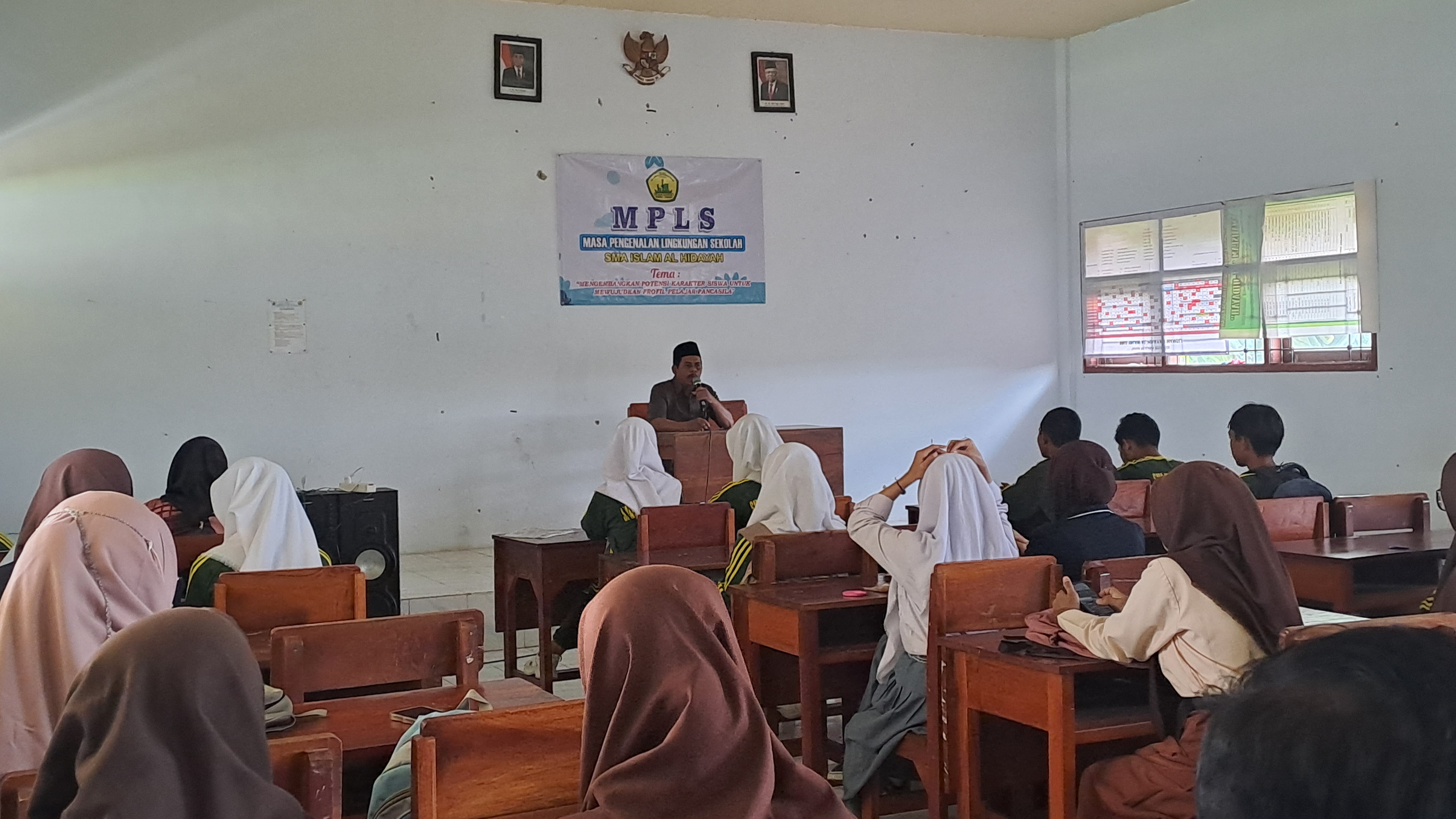Sambutan Kepala Sekolah SMA ISLAM AL HIDAYAH